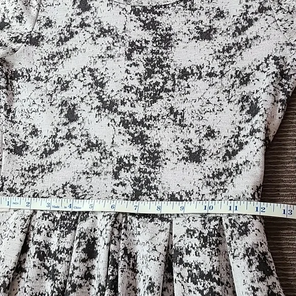 Lula Roe Amelia Dress - Picture 10 of 13